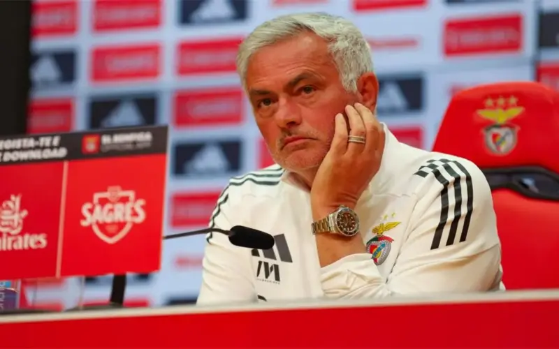 فيديو | وسط ارتباطه بـ ريال مدريد.. مورينيو يعلّق ساخرًا على رحيله عن بنفيكا